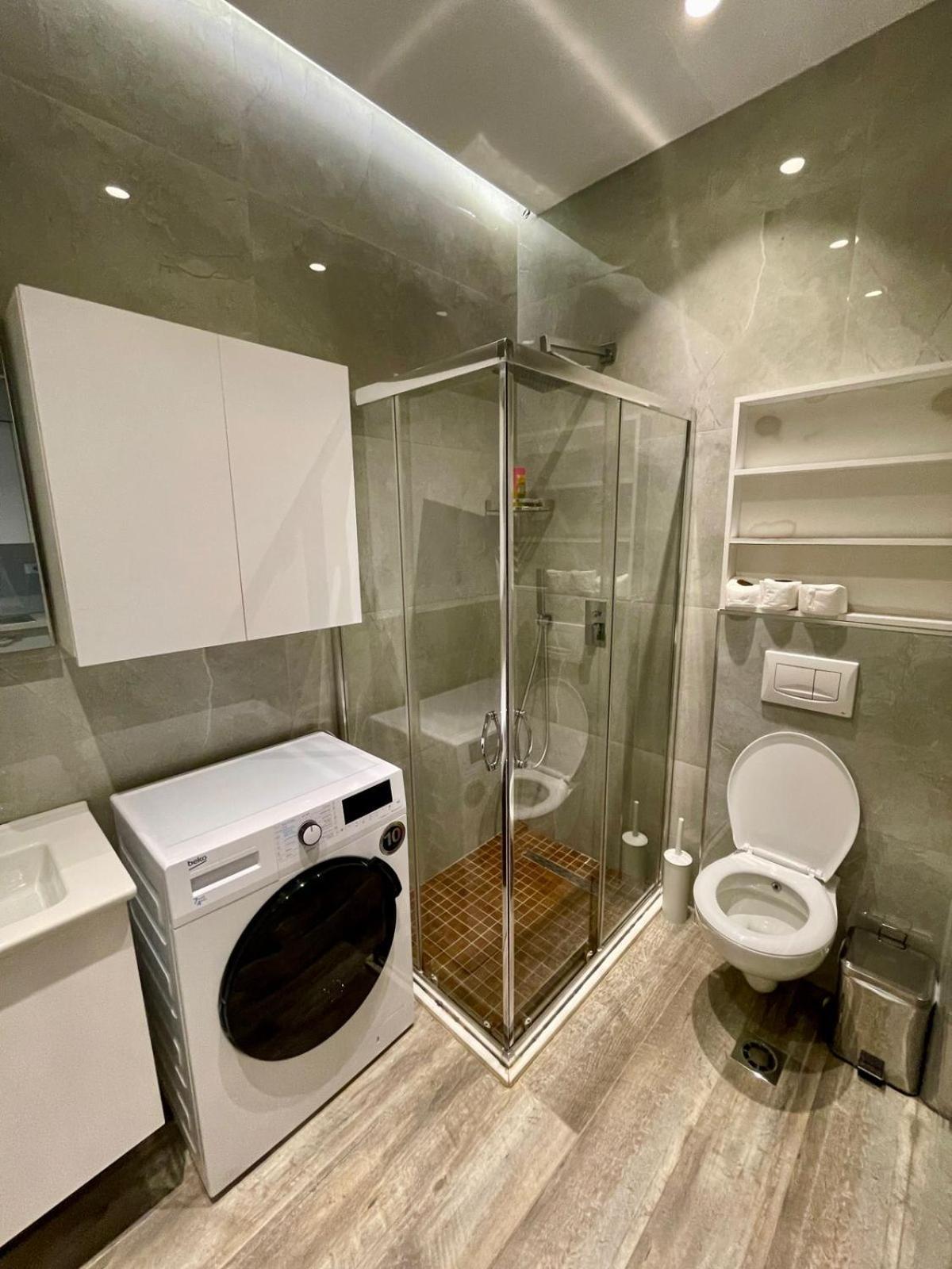 Premium City Studio & Suite Тирана Екстер'єр фото
