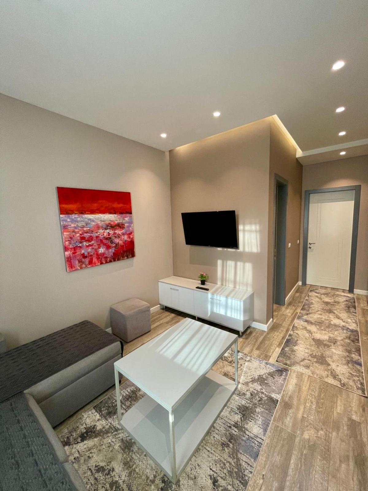 Premium City Studio & Suite Тирана Екстер'єр фото